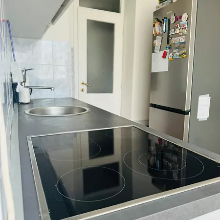 Apartman Linden Alley Retreat With Free Parking