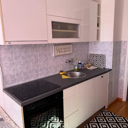 Linden Alley Retreat With Free Parking *